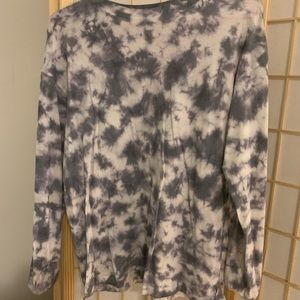 Long sleeve tie dye shirt.